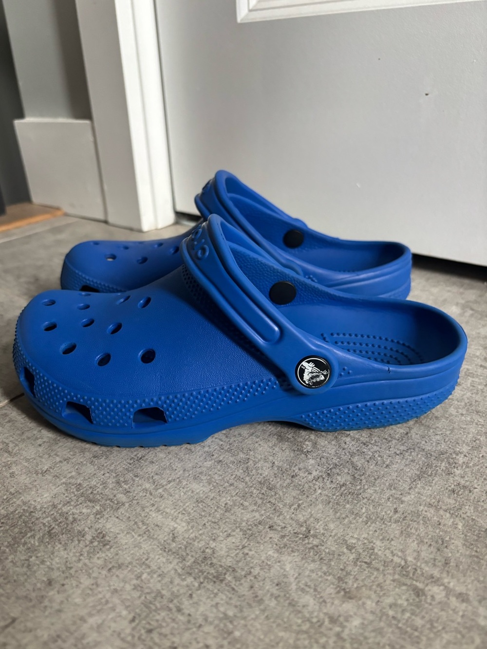Crocs Kids' Classic Clog - Blue, Size 4Youth